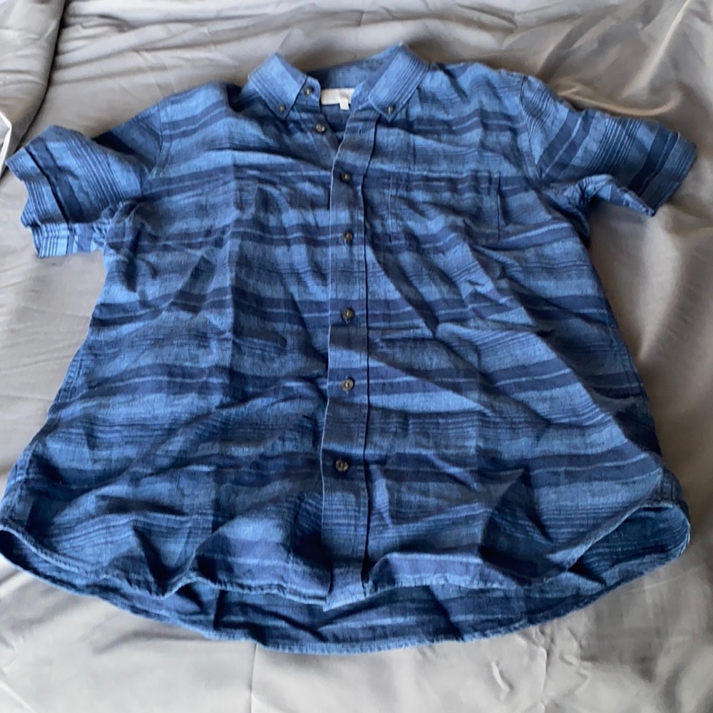 Men’s blue size large